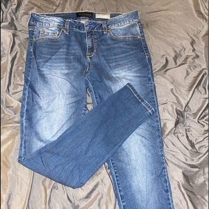 Aeropostale Medium Wash Jegging